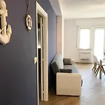 Apartamento Charming Apartments, Steps From The