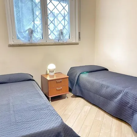 Charming Apartments, Steps From The * Alghero